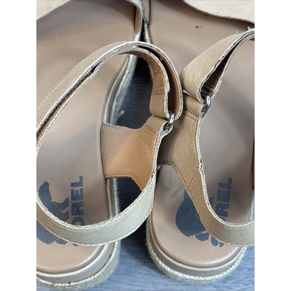 Sorel Woman’s Wedge Heel Sandals Size 10 Light Beige With White Heel Hook Loop - Picture 9 of 9